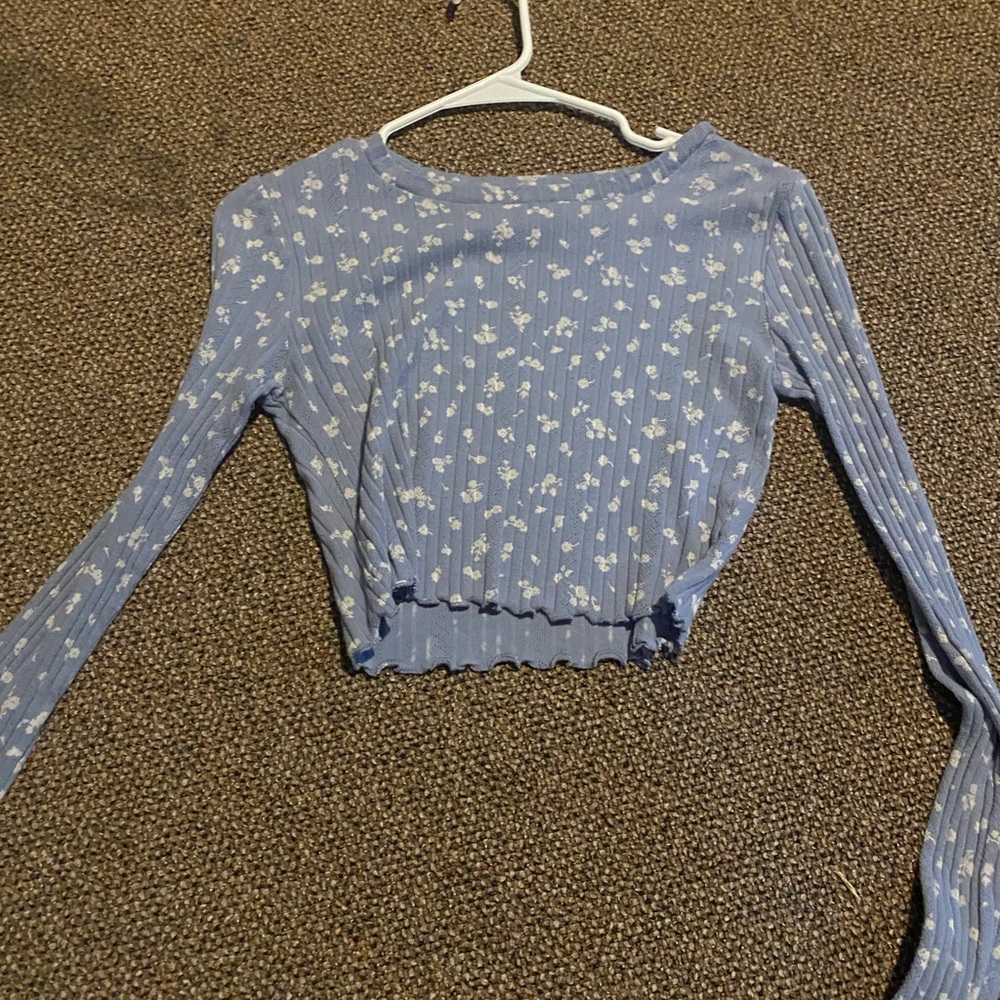 Womens long sleeve cropped shirt